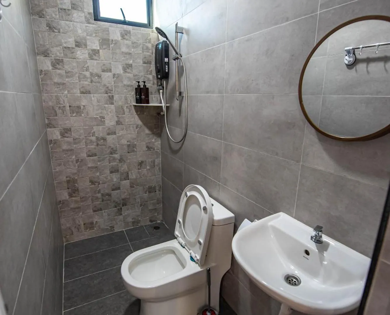 De Luma Therumah 5 Bedroom 3 Bathroom Bukit Mertajam 0*,  Malaysia