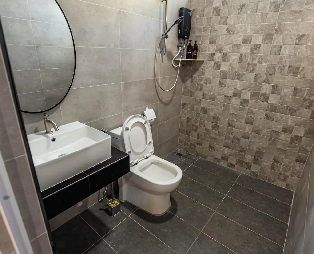 De Luma Therumah 5 Bedroom 3 Bathroom Bukit Mertajam Holiday home