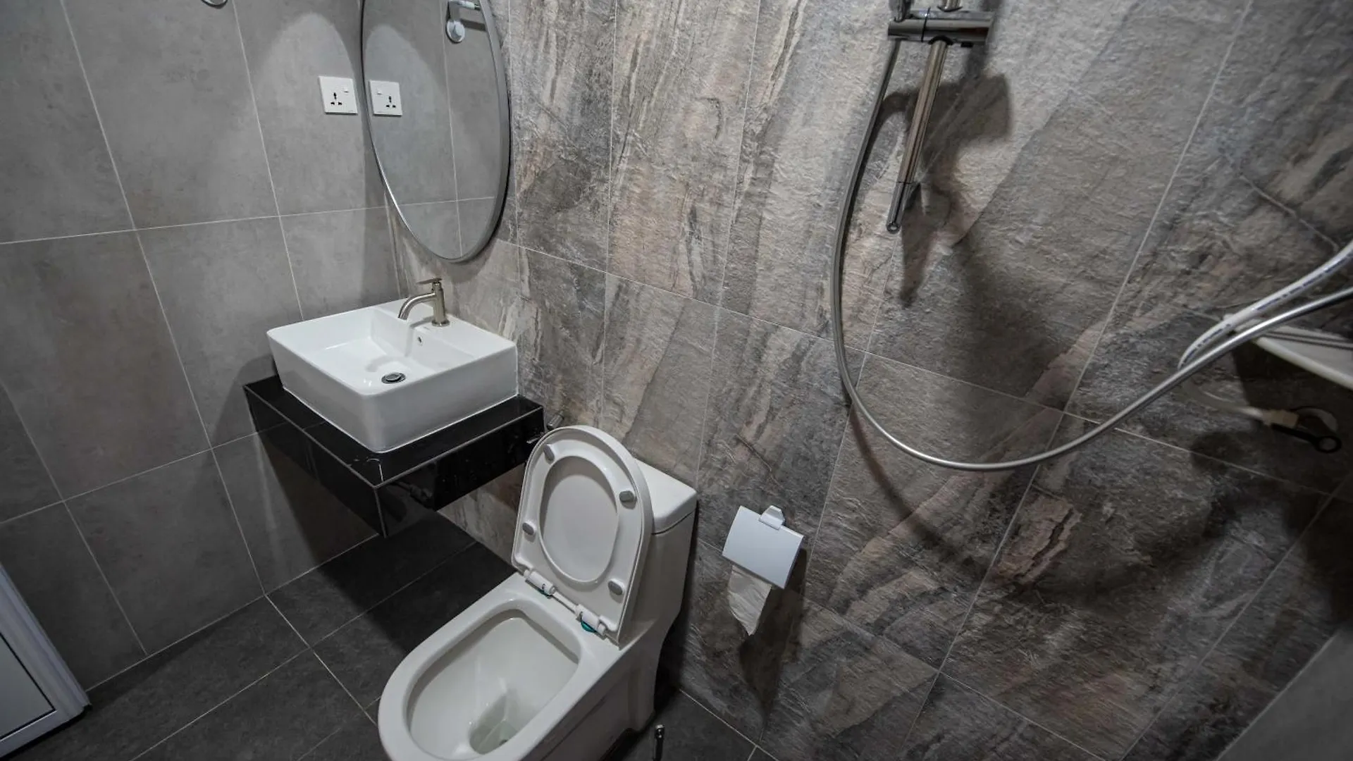 De Luma Therumah 5 Bedroom 3 Bathroom Bukit Mertajam 0*,